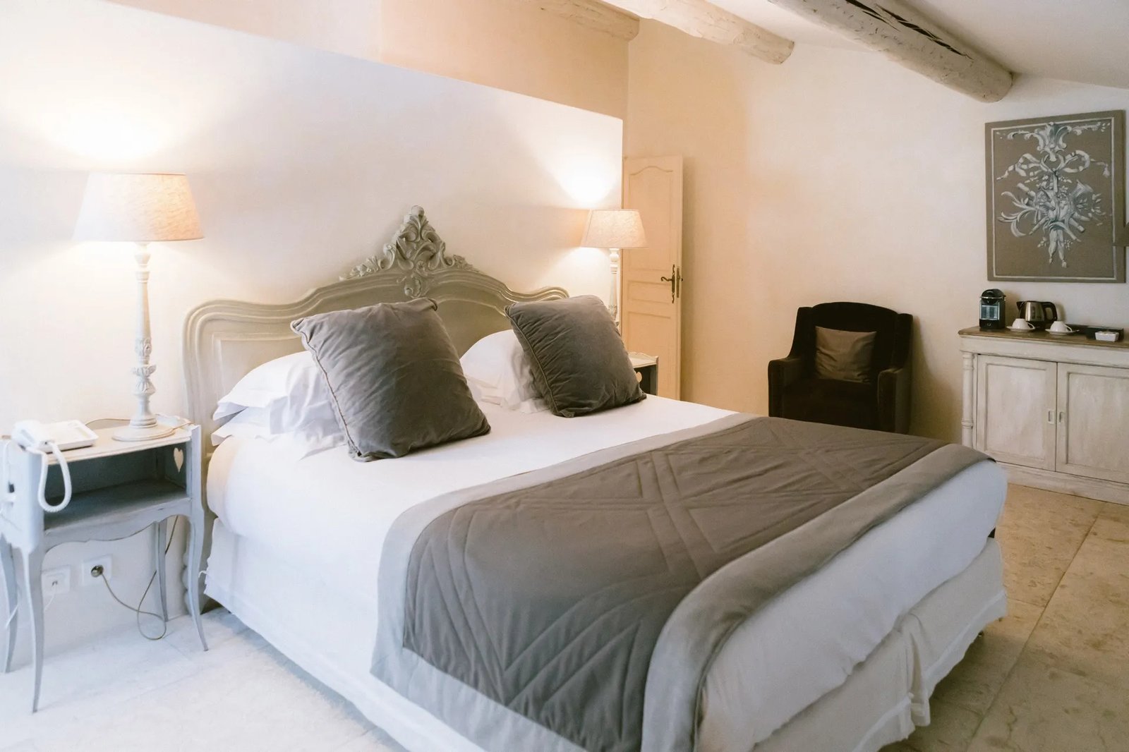 Le Mas de La Rose, rooms