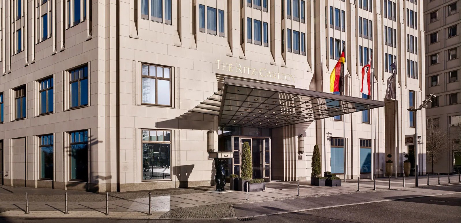 Arte Luise Arthotel — backstory