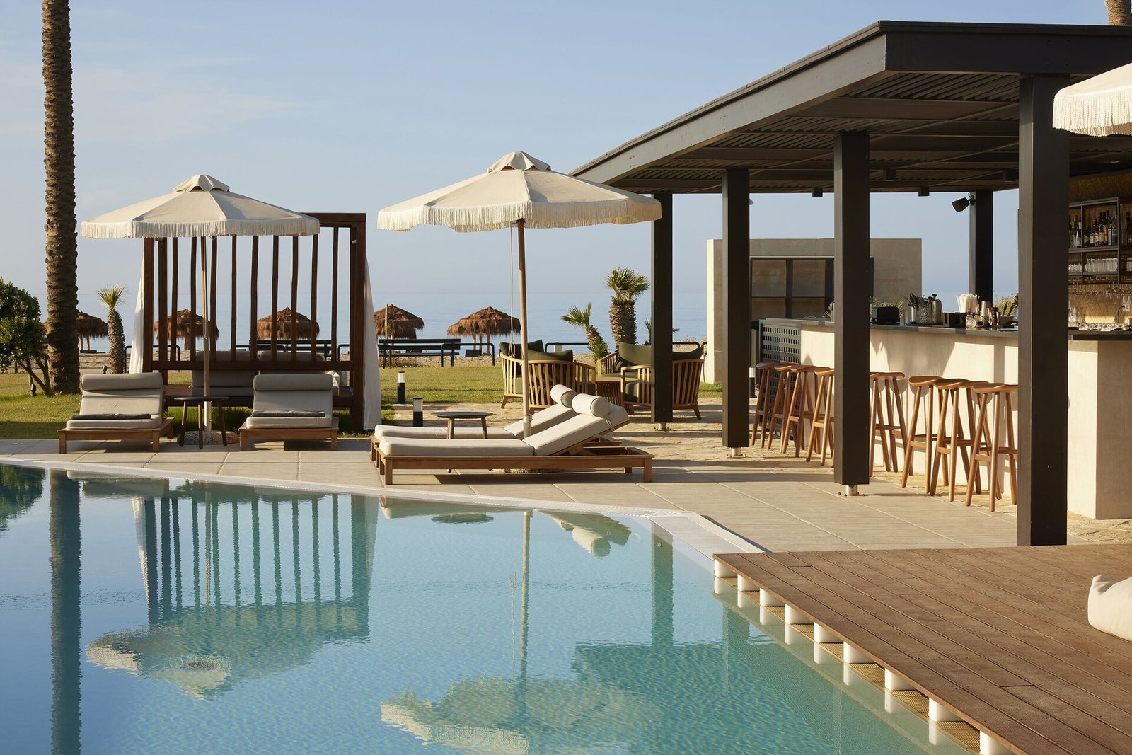 Asterion Suites & Spa, naked star pool bar