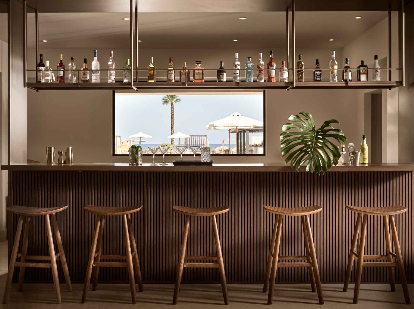 Asterion Suites & Spa, at the table