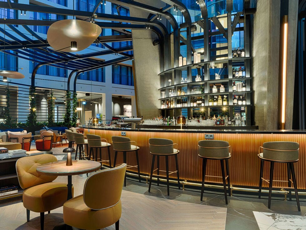 Radisson Collection Hotel, atrium bar & lounge