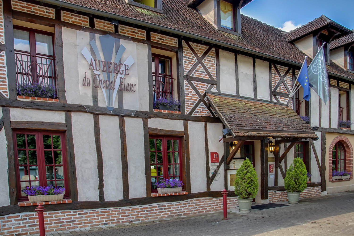 Auberge du Cheval Blanc, how it began