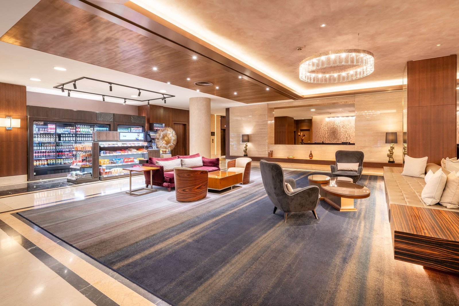 Hilton Berlin — vibe