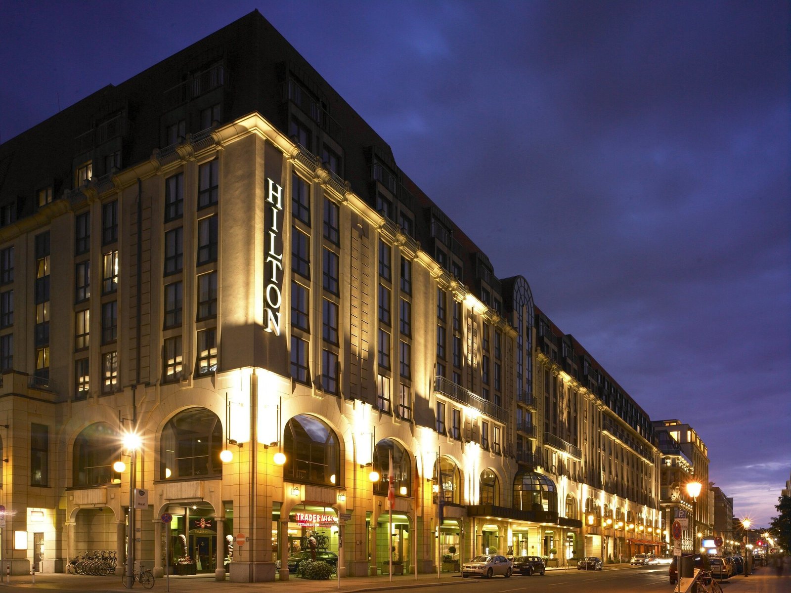 Hilton Berlin — vibe