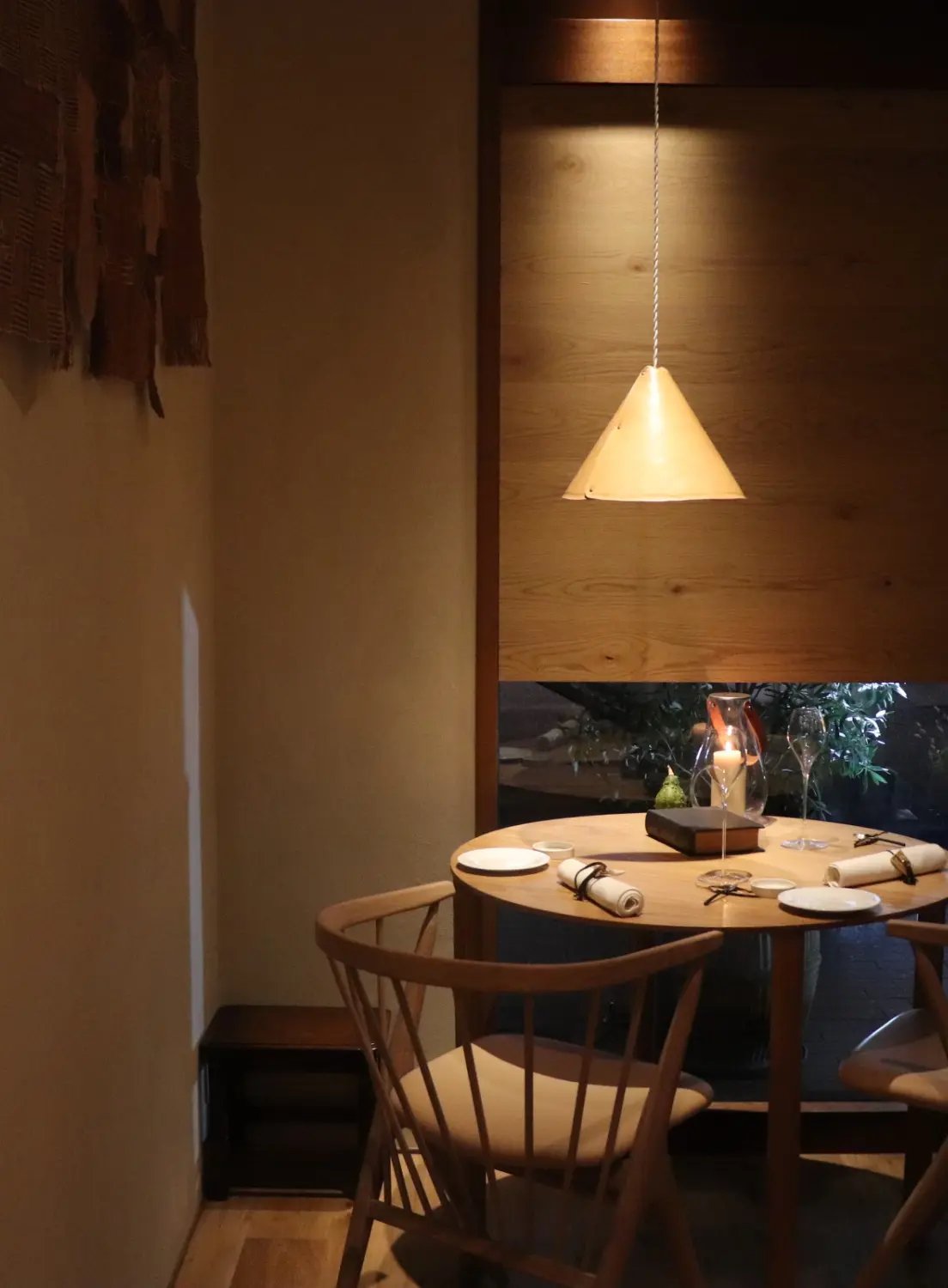 Villa Communico, at the table