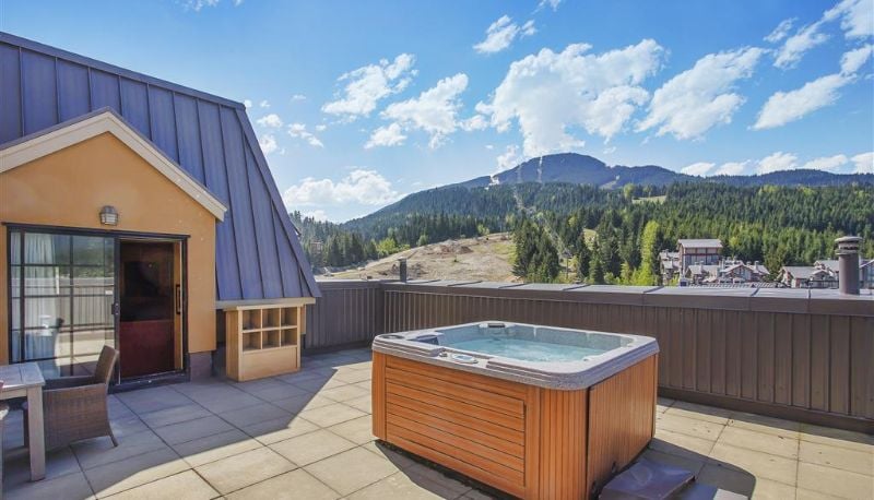 Sundial Hotel