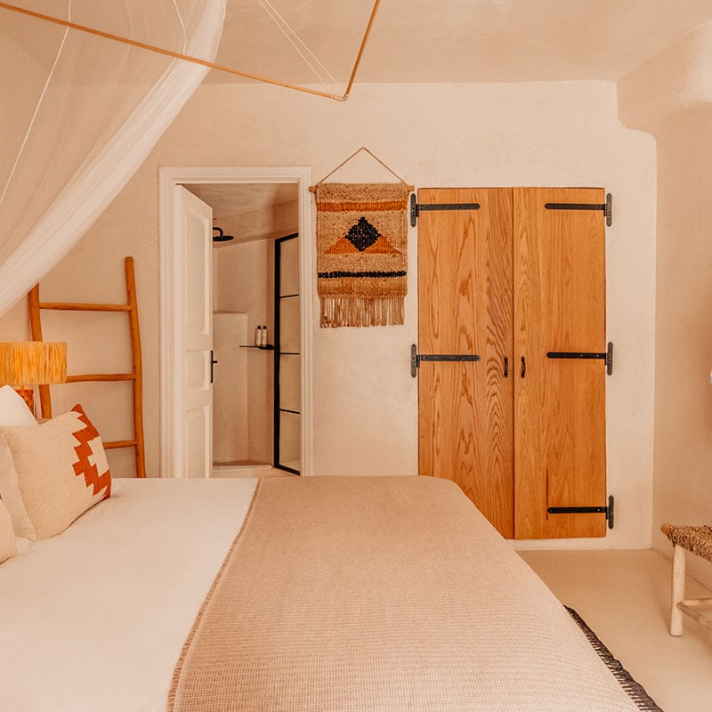 Soho Roc House, rooms
