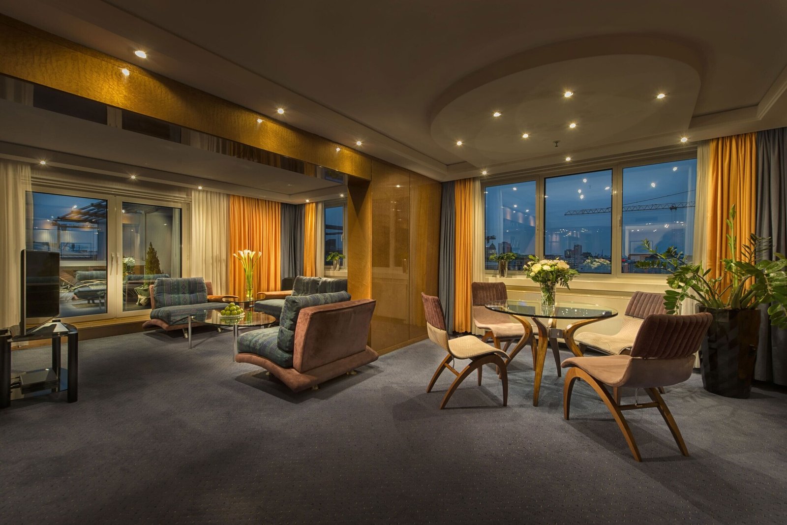 Maritim proArte Hotel — vibe
