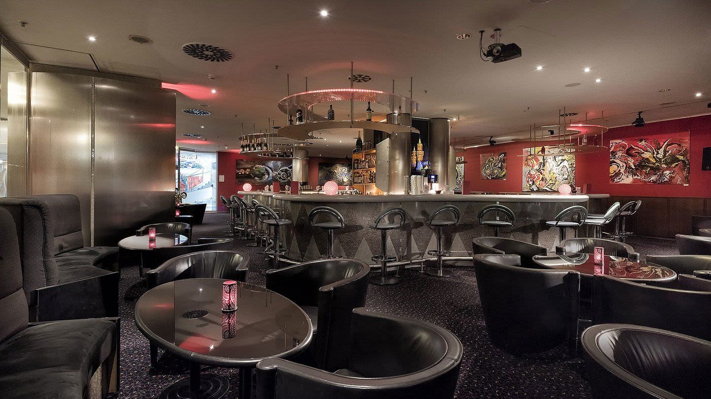 Maritim proArte Hotel, checkpoint restaurant & bar