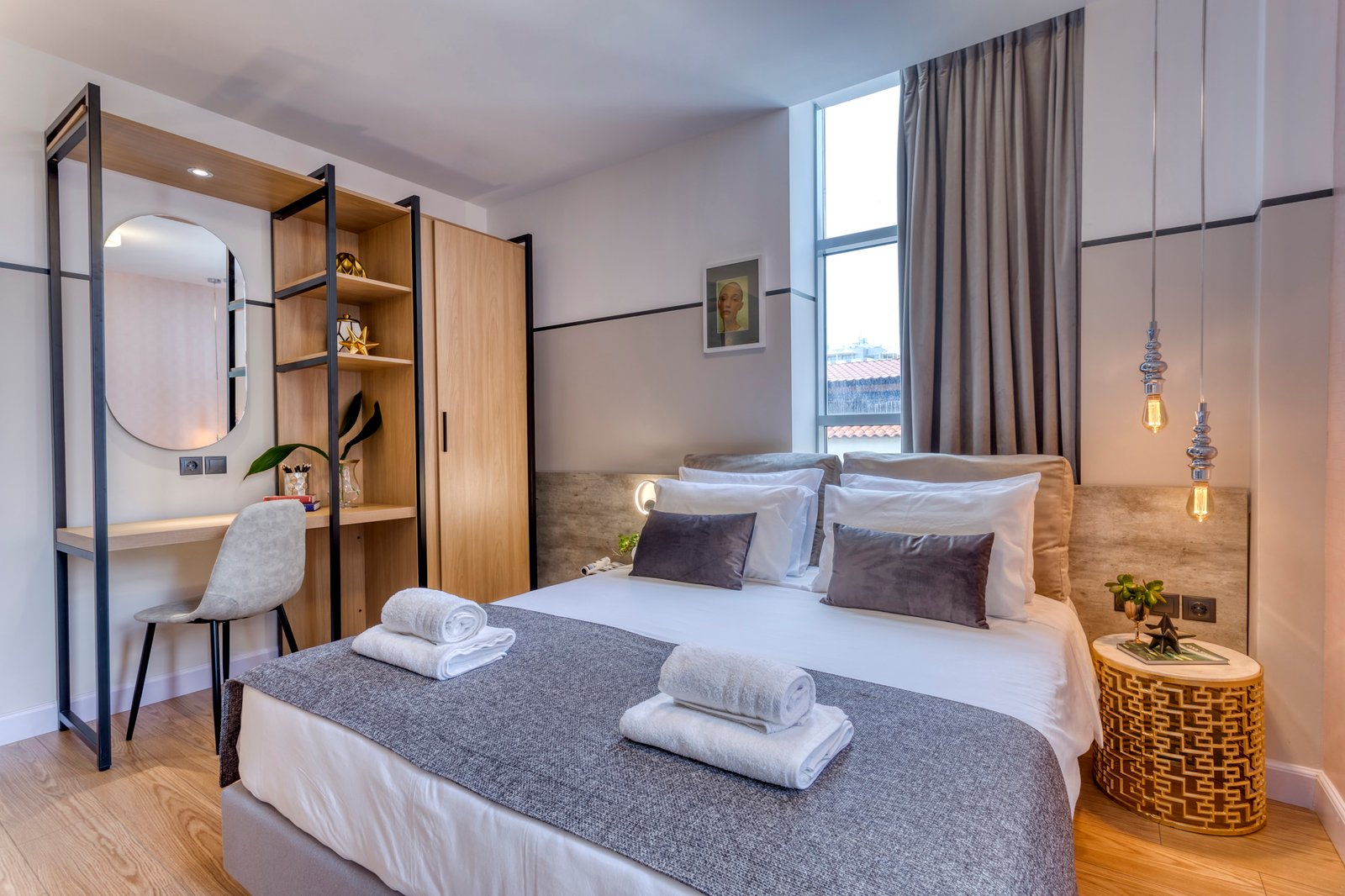 The Pinnacle Athens, rooms
