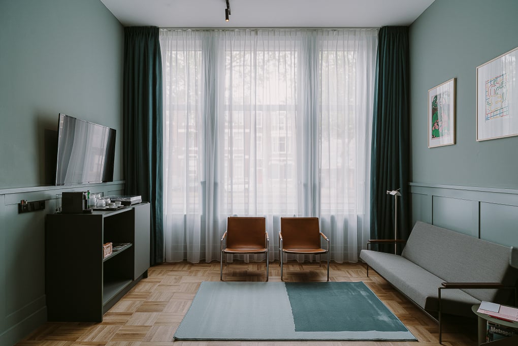 Supernova Hotel, rooms