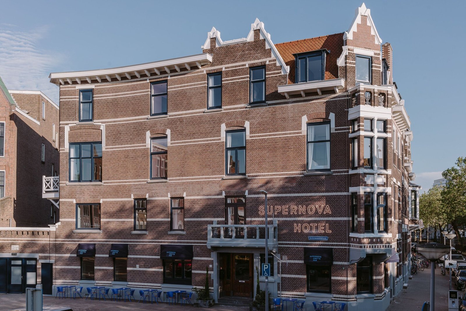 Supernova Hotel, how it began