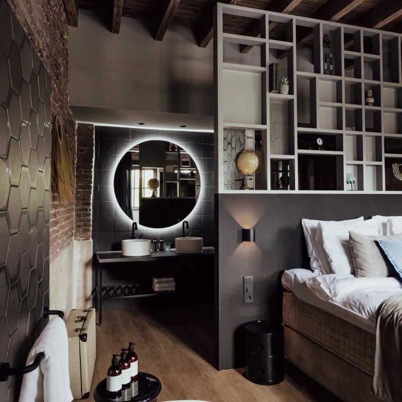 Cousins Boutique Hotel