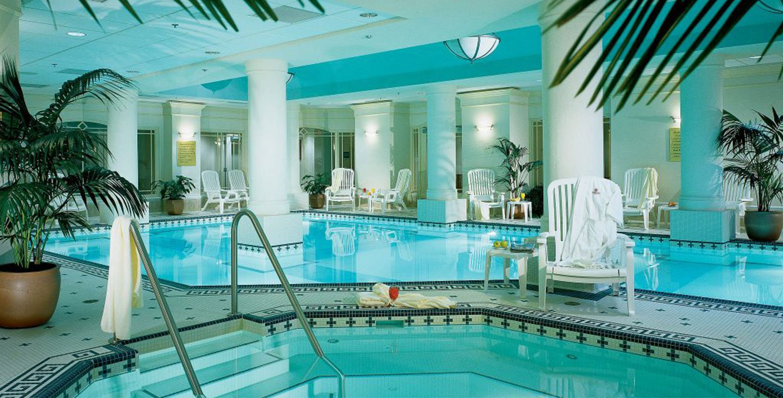 Fairmont Palliser, the pool