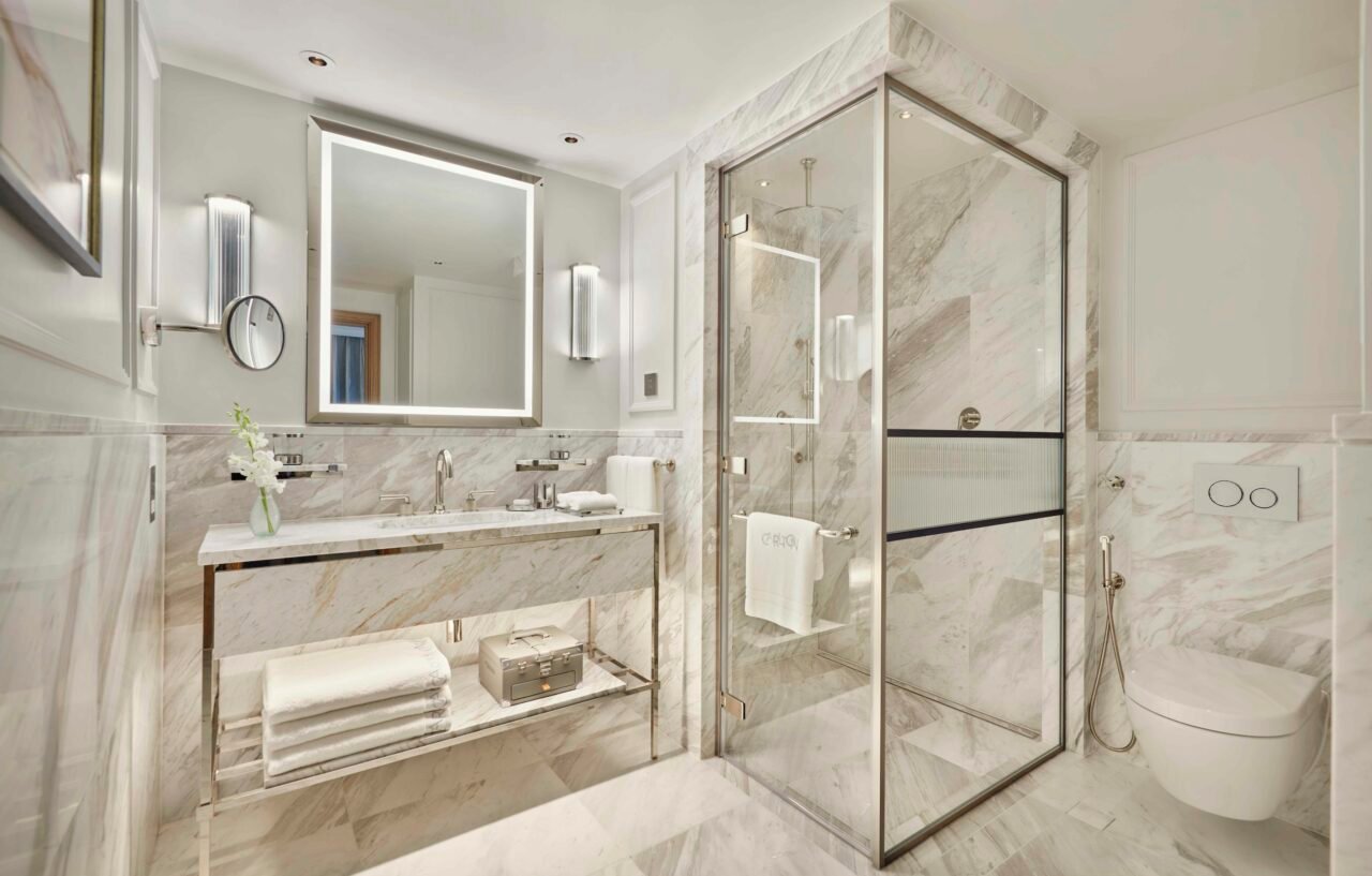 Jumeirah Carlton Tower — rooms