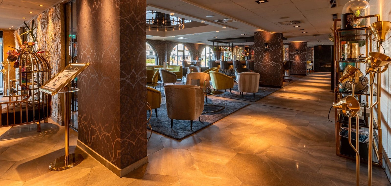 Alexander Hotel