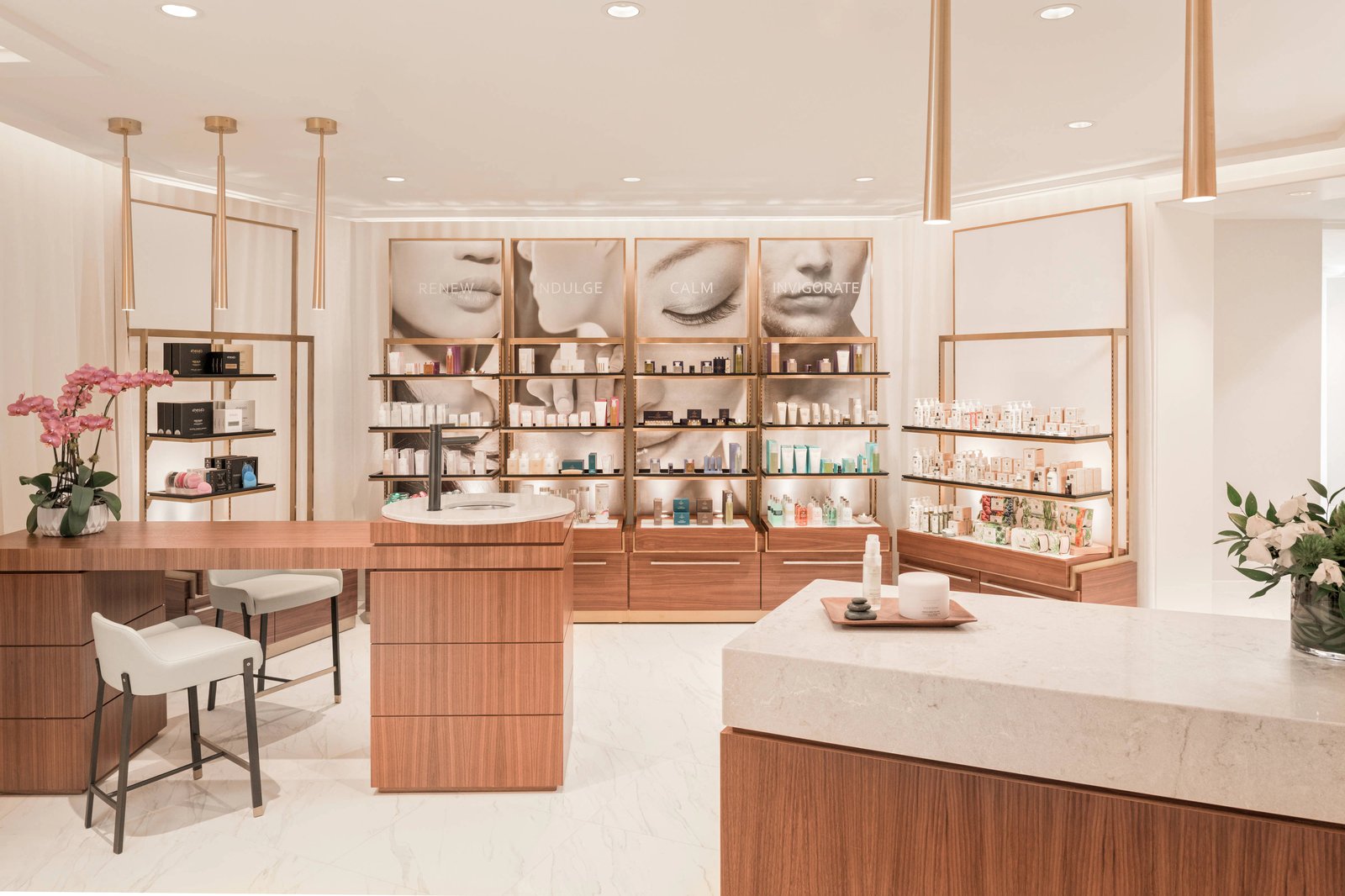 the DOUGLAS, Autograph Collection, the spa