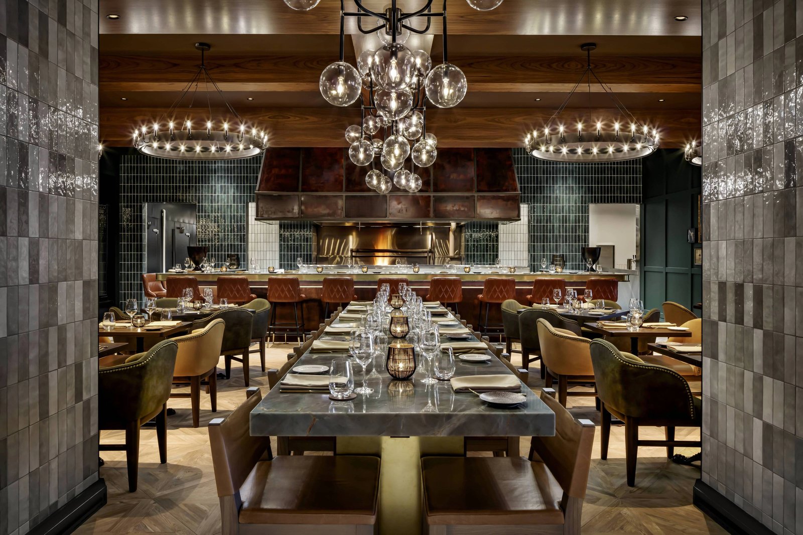 JW Marriott Edmonton ICE District, braven restaurant