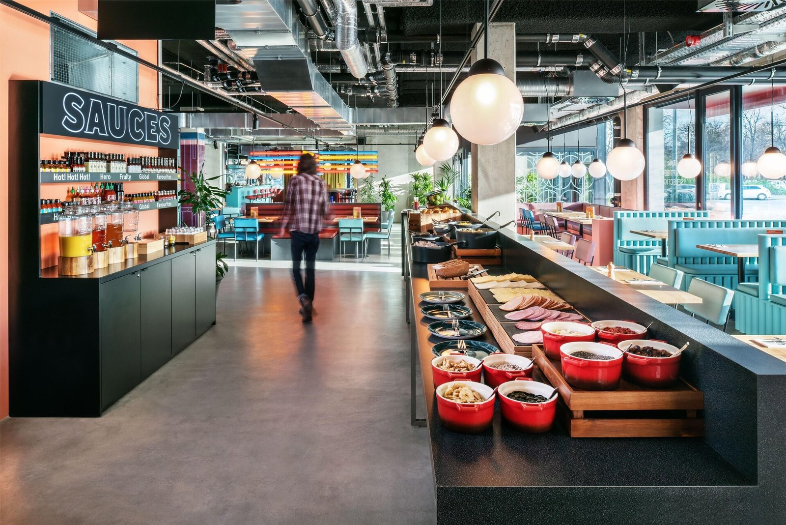 The Social Hub Berlin — eat & drink