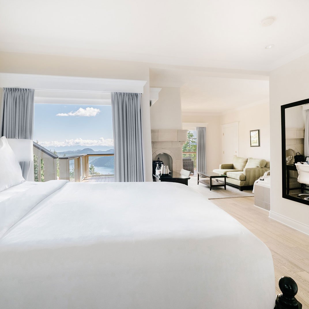 Villa Eyrie Resort