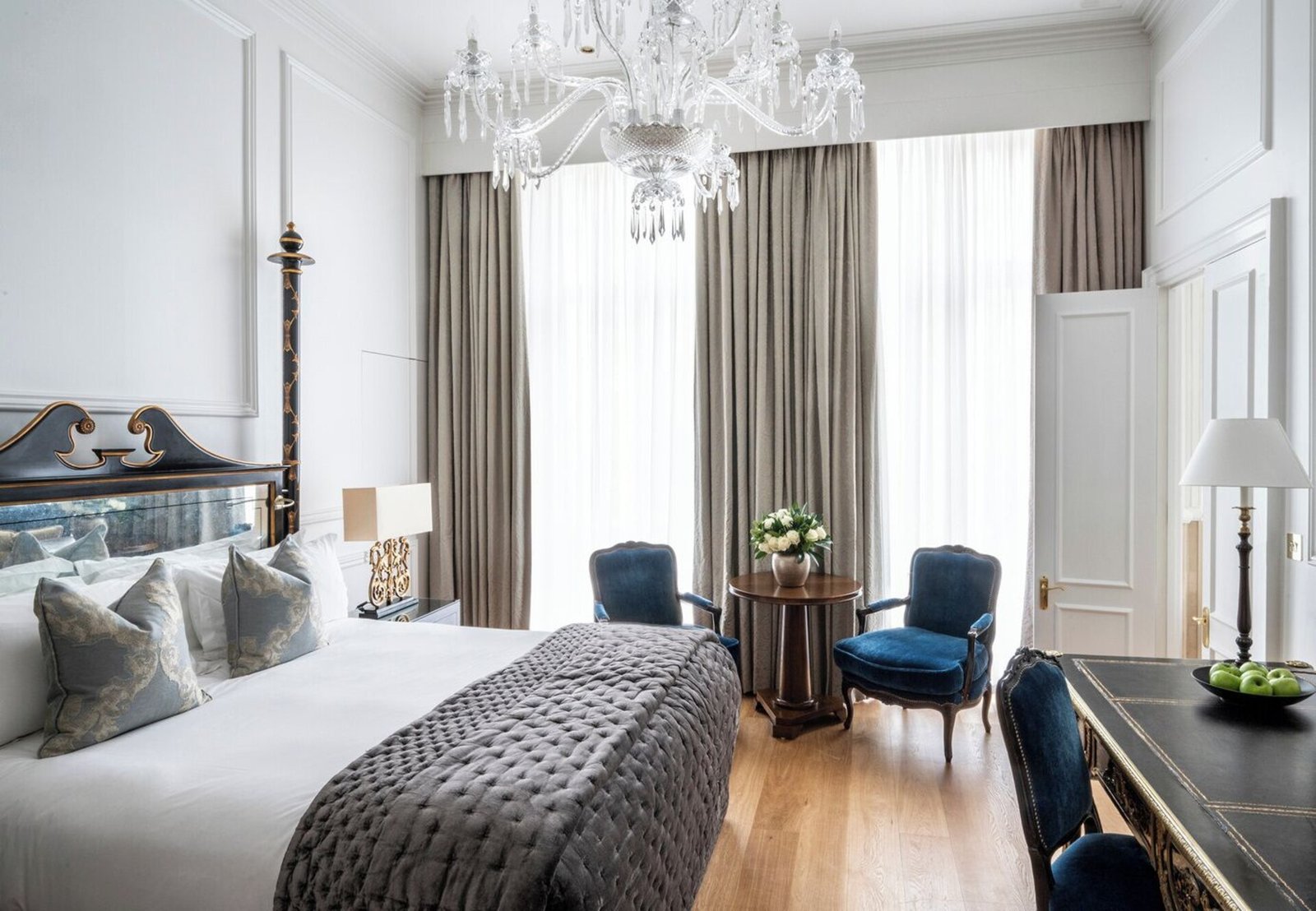 The Kensington Hotel — rooms