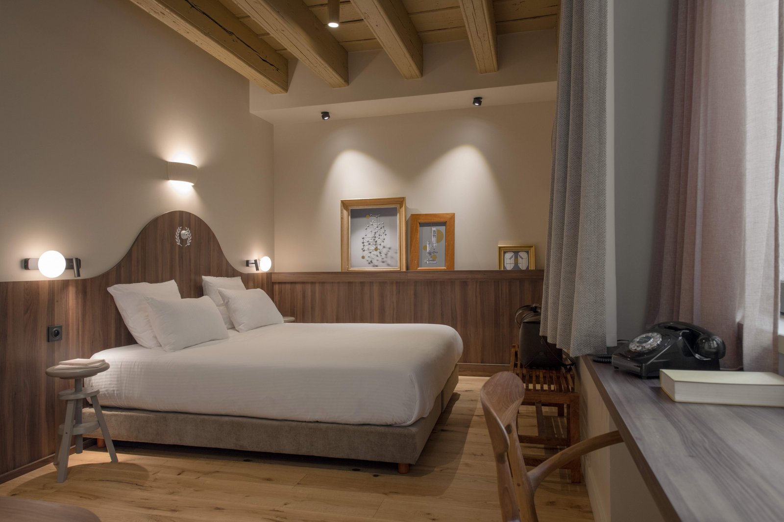 Collège Hôtel, rooms