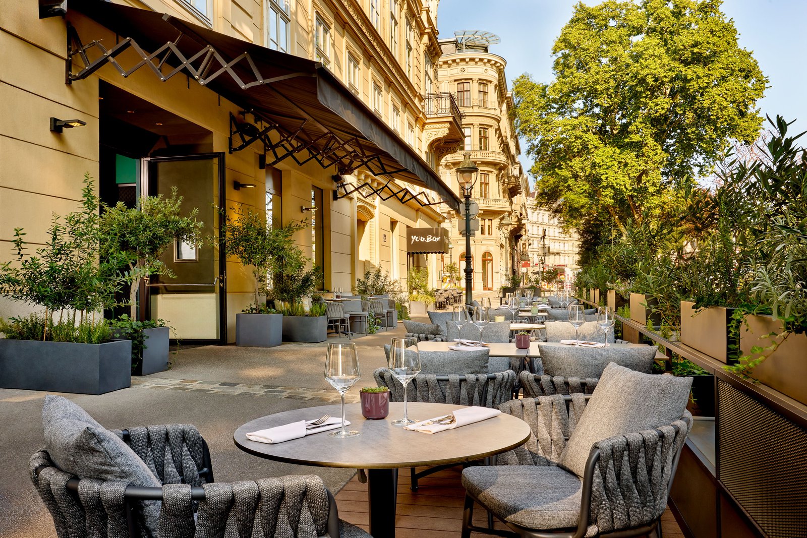 Le Méridien Vienna, restaurant you. terrace