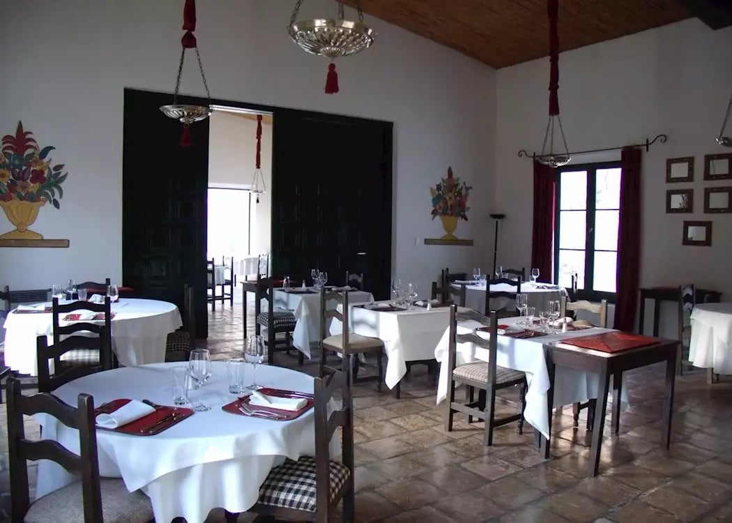 Hotel El Manantial del Silencio, at the table
