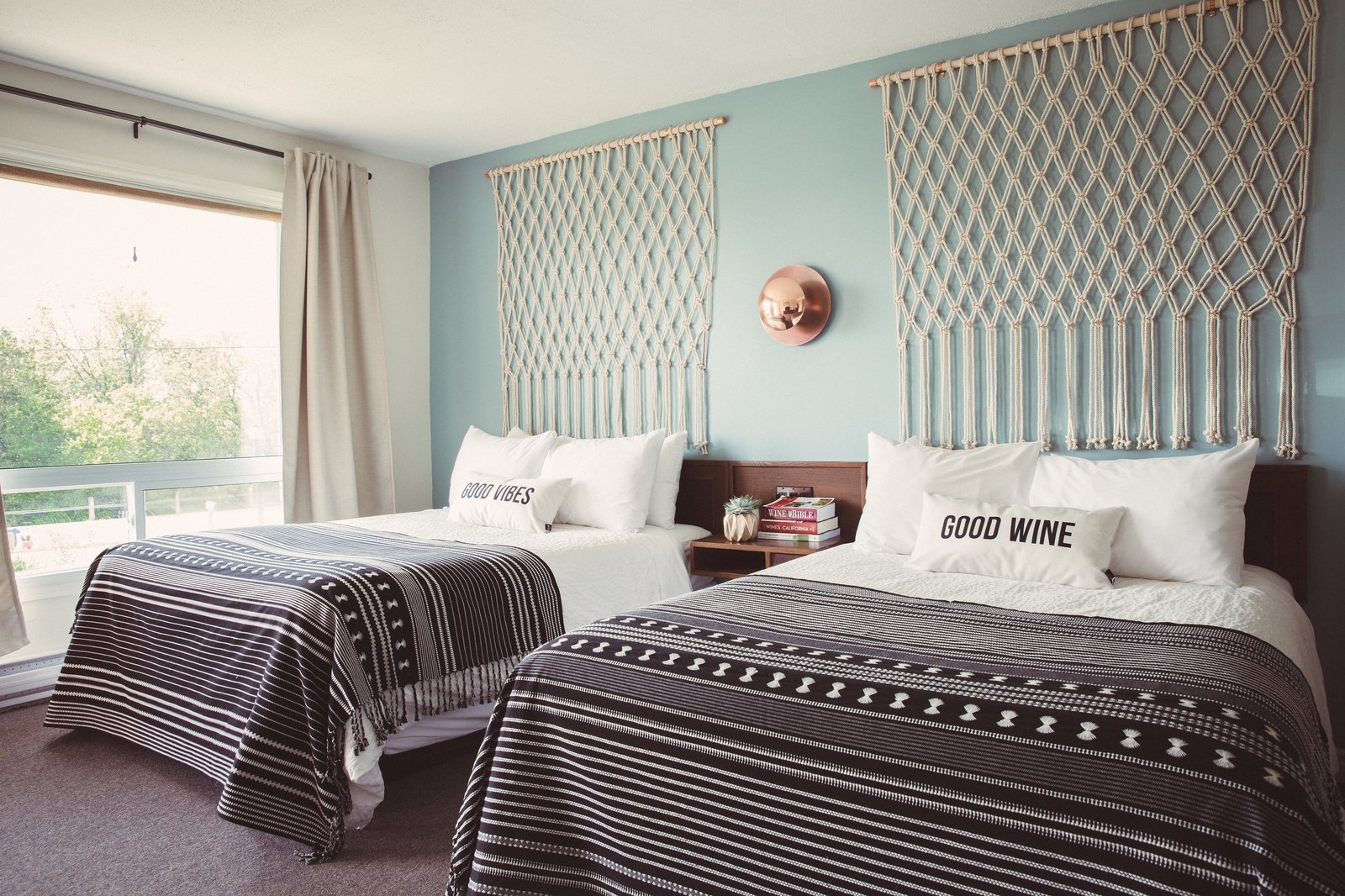 The June Motel, Prince Edward County, rooms