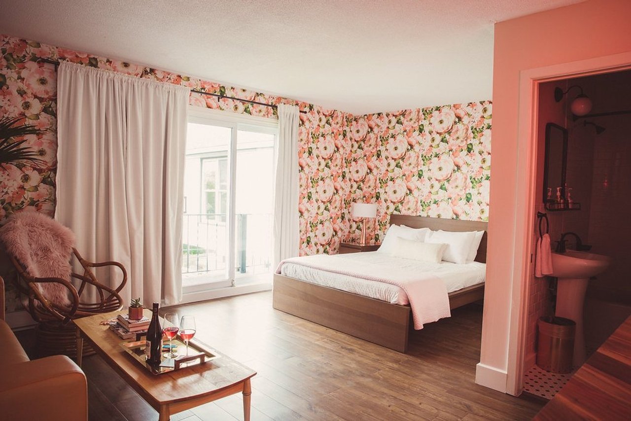 The June Motel, Prince Edward County