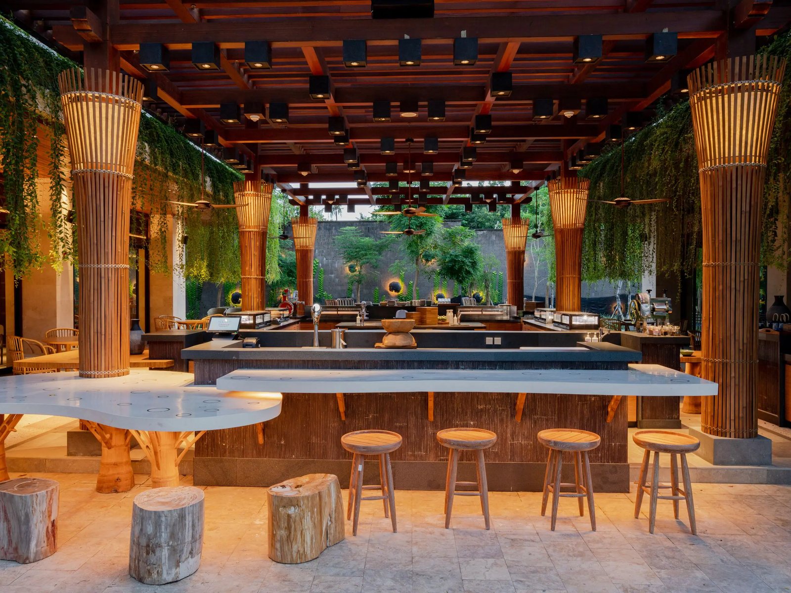 Andaz Bali, by Hyatt, at the table