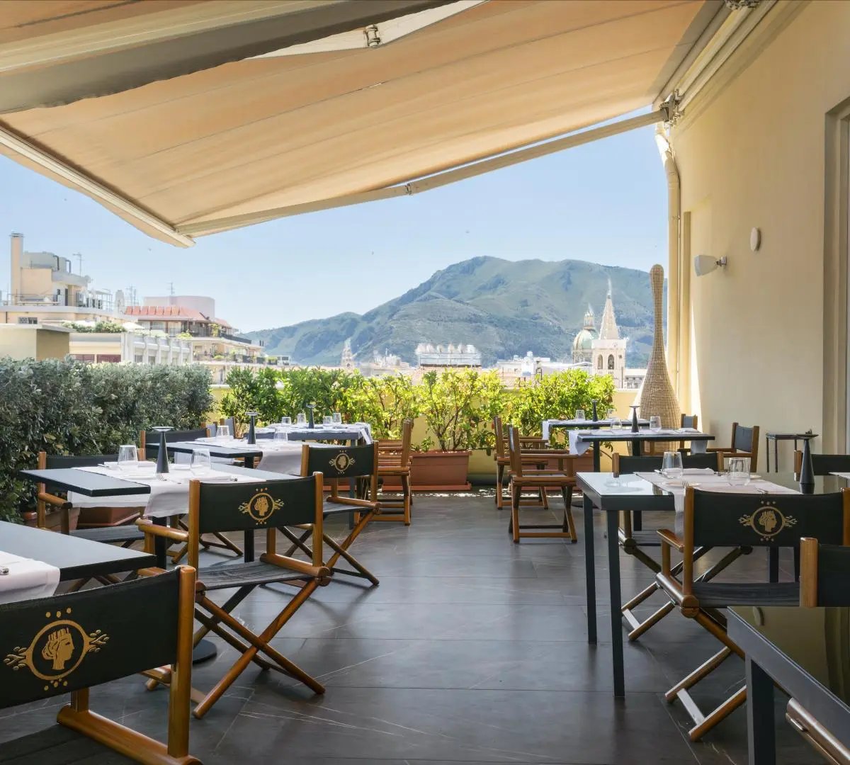 Grand Hotel et Des Palmes, ouverture terrace