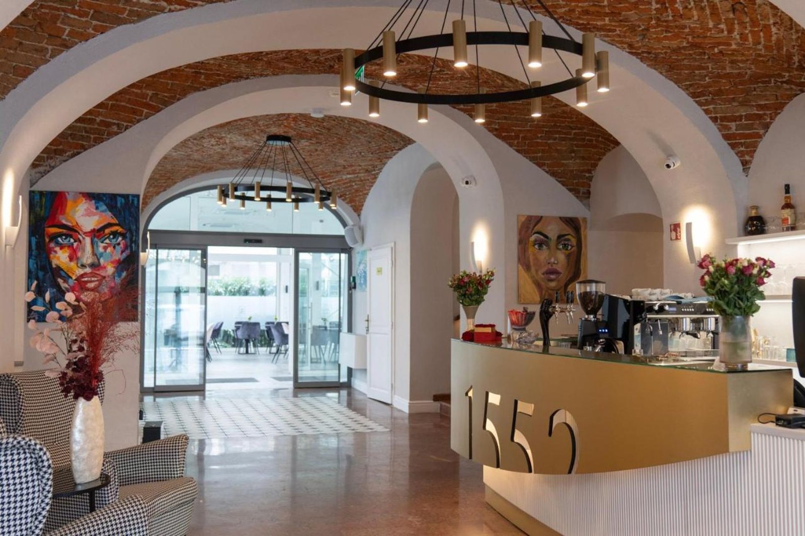 1552 Boutique Hotel
