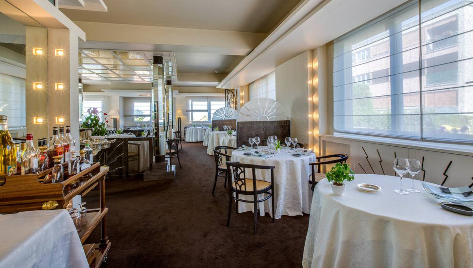 Hôtel Radio, restaurant radio