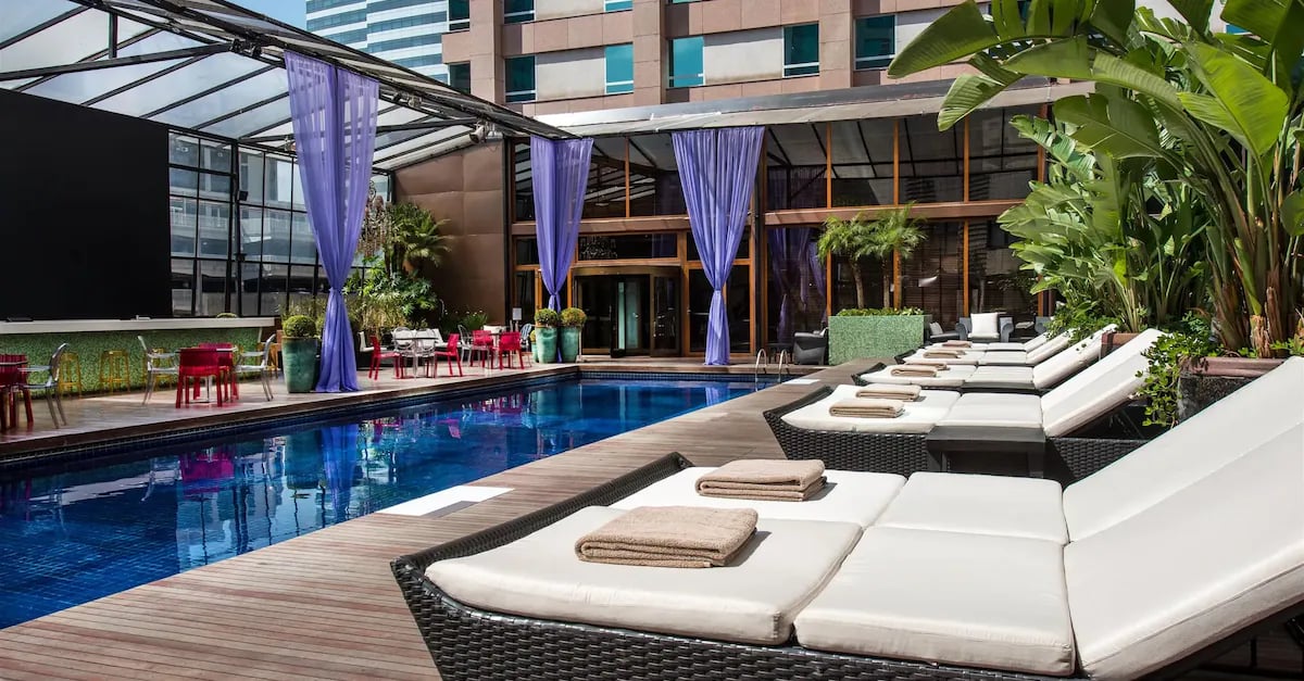 Sheraton Sao Paulo WTC Hotel, the pool
