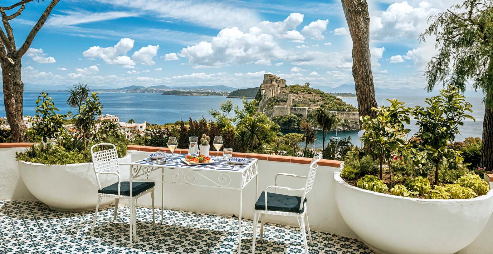 Villa Livia, at the table