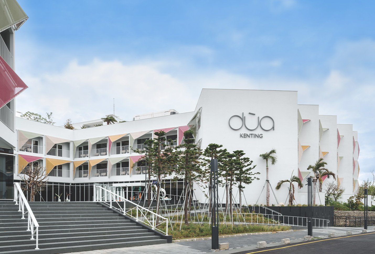 Hotel Dua — backstory