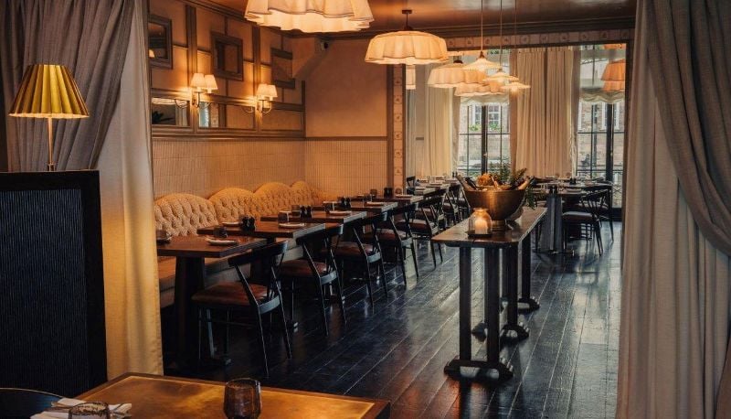 No. 1 York by GuestHouse, at the table