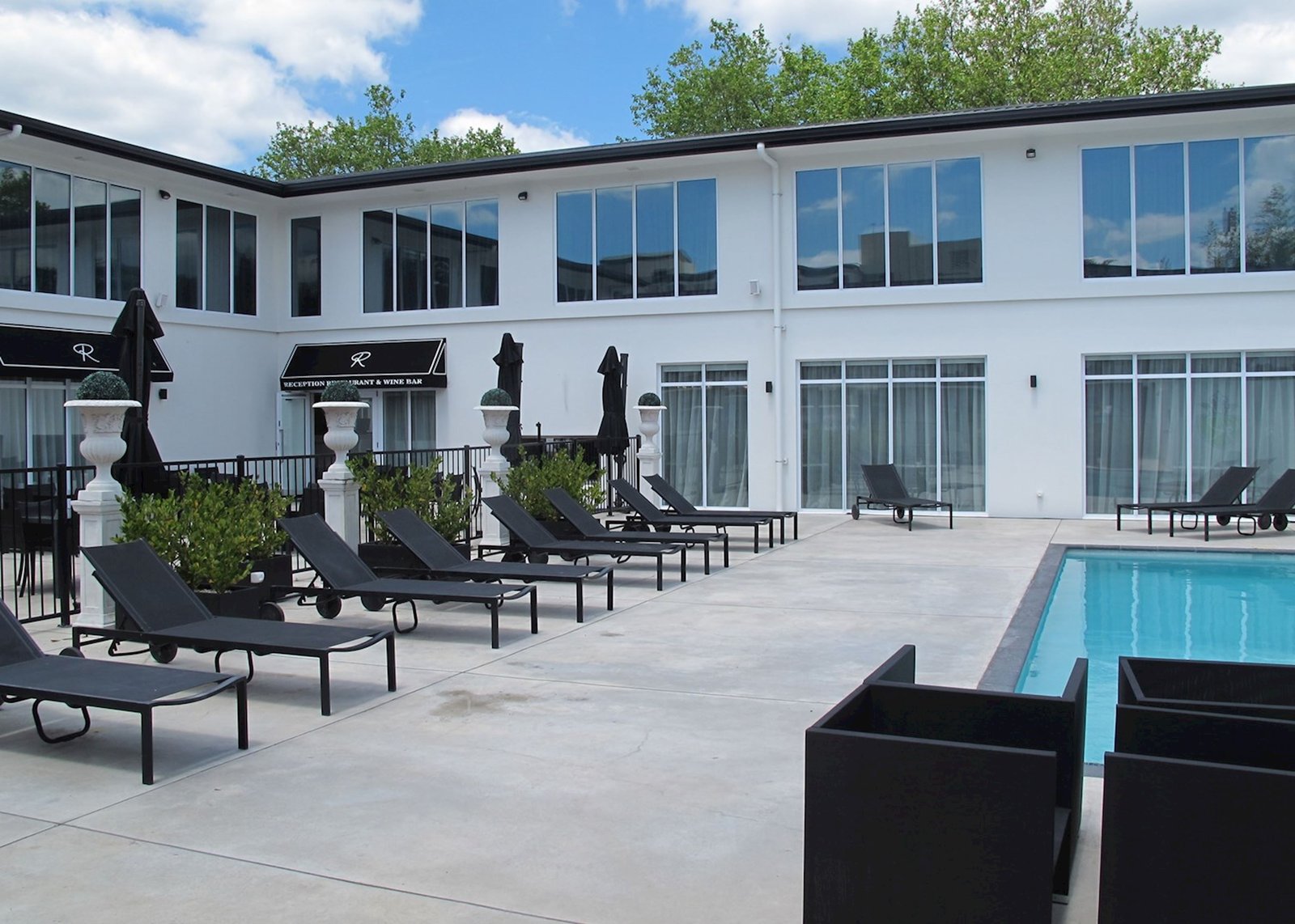 Regent of Rotorua, the pool