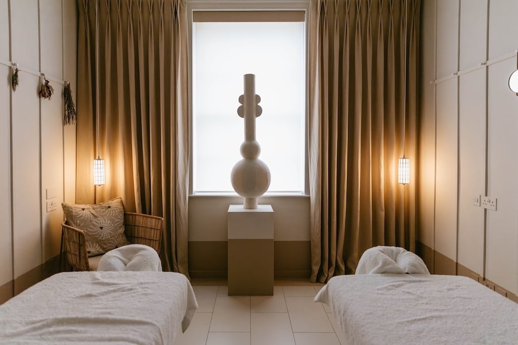 No.15 by GuestHouse, Bath, the copper bath