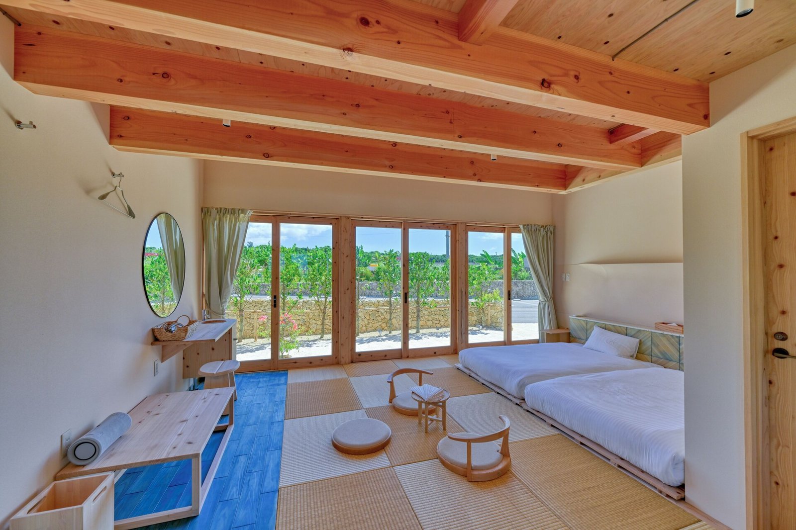 Ishigaki Hills, rooms