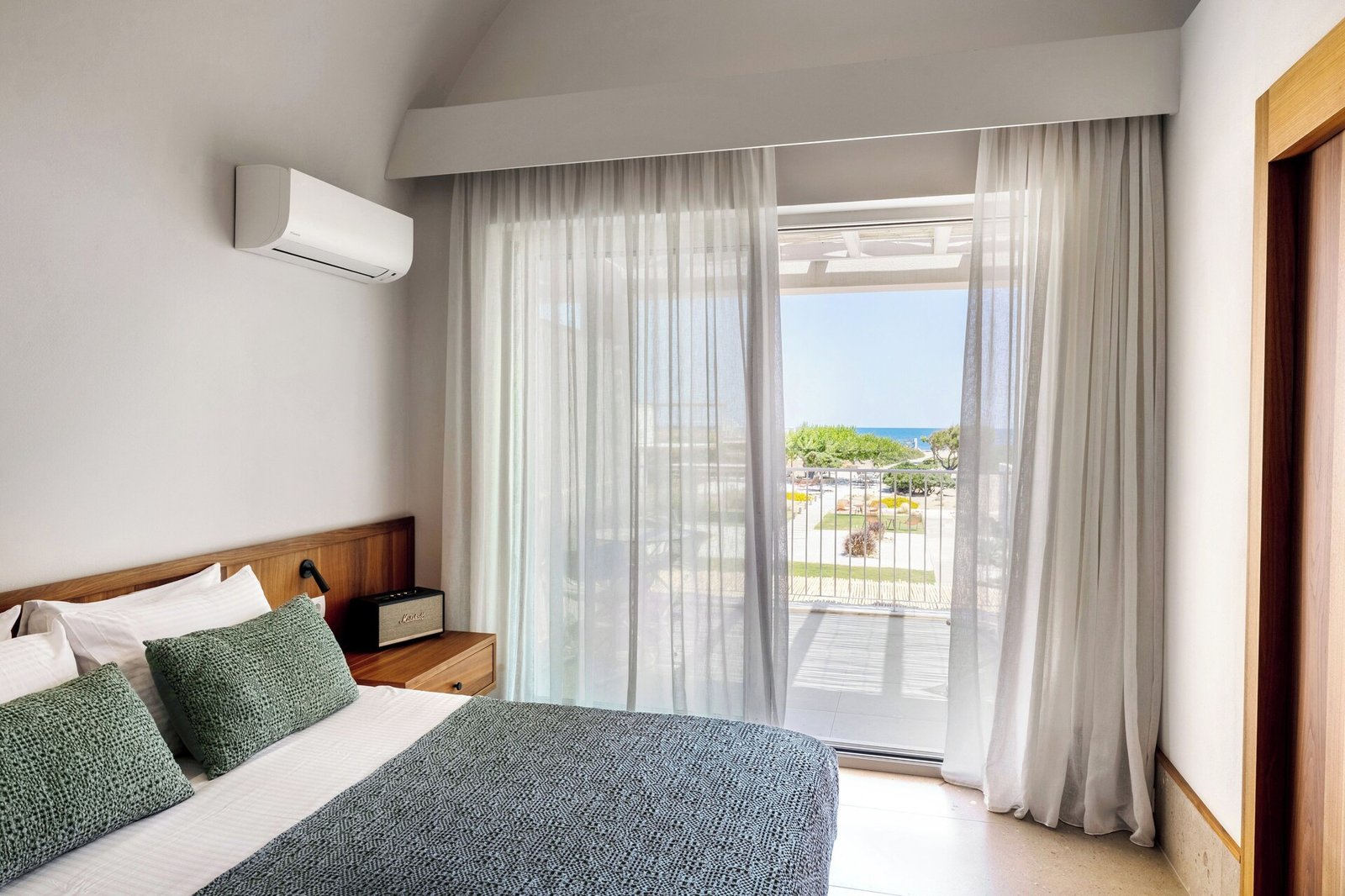 Aleró Seaside Skyros Resort, rooms
