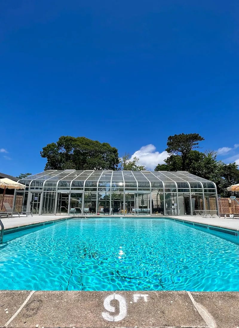 Bluebird Dennisport, the pool