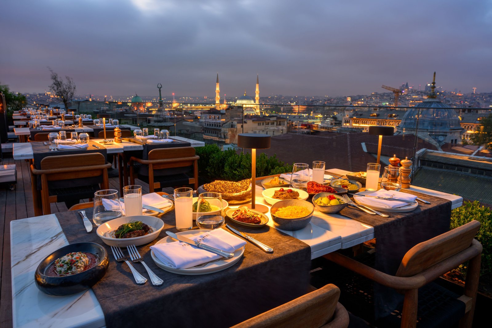 Orient Occident Hotel Istanbul, Autograph Collection, roof mezzepotamia restaurant & bar