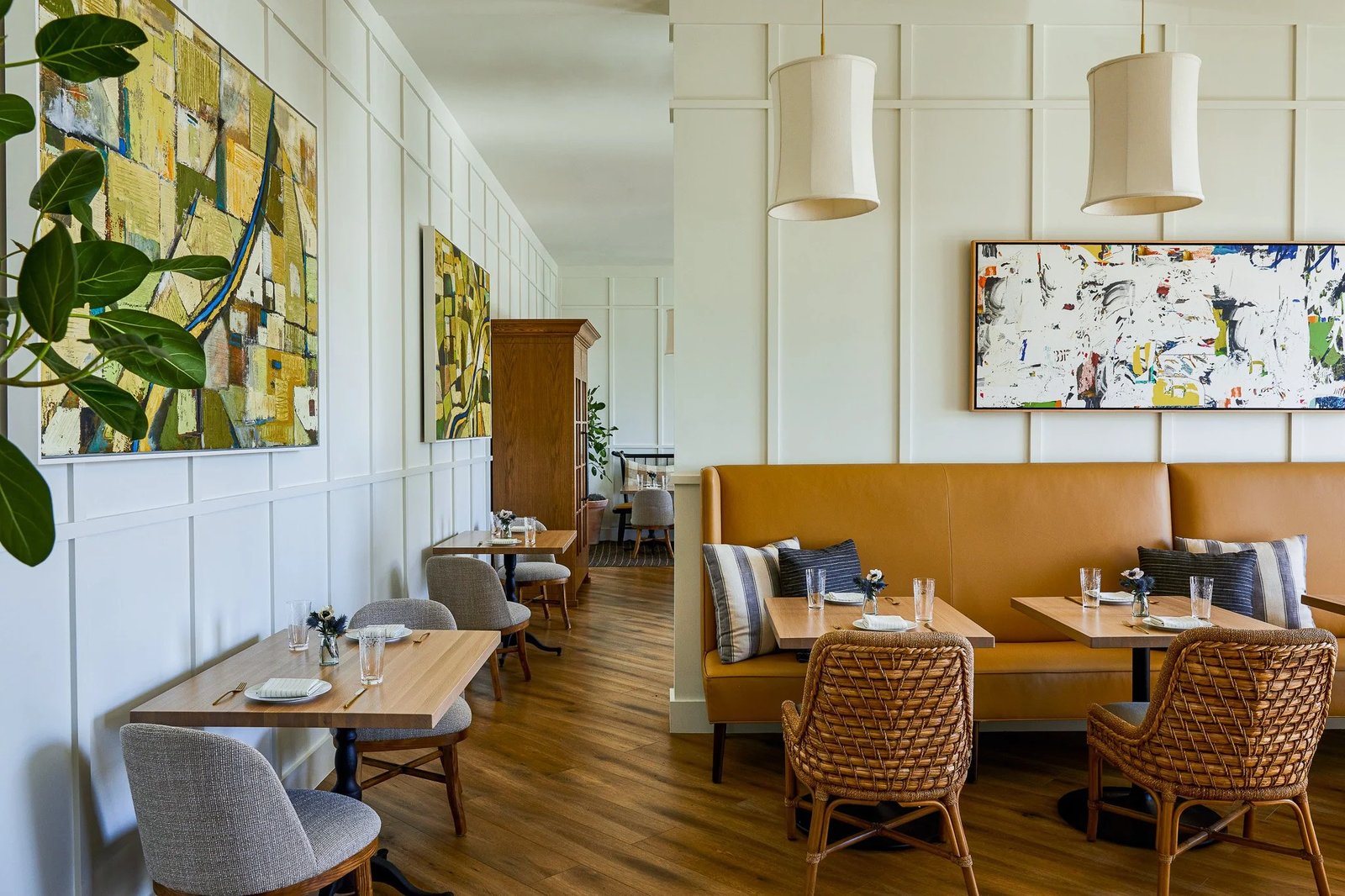 El Capitan Hotel, rainbird