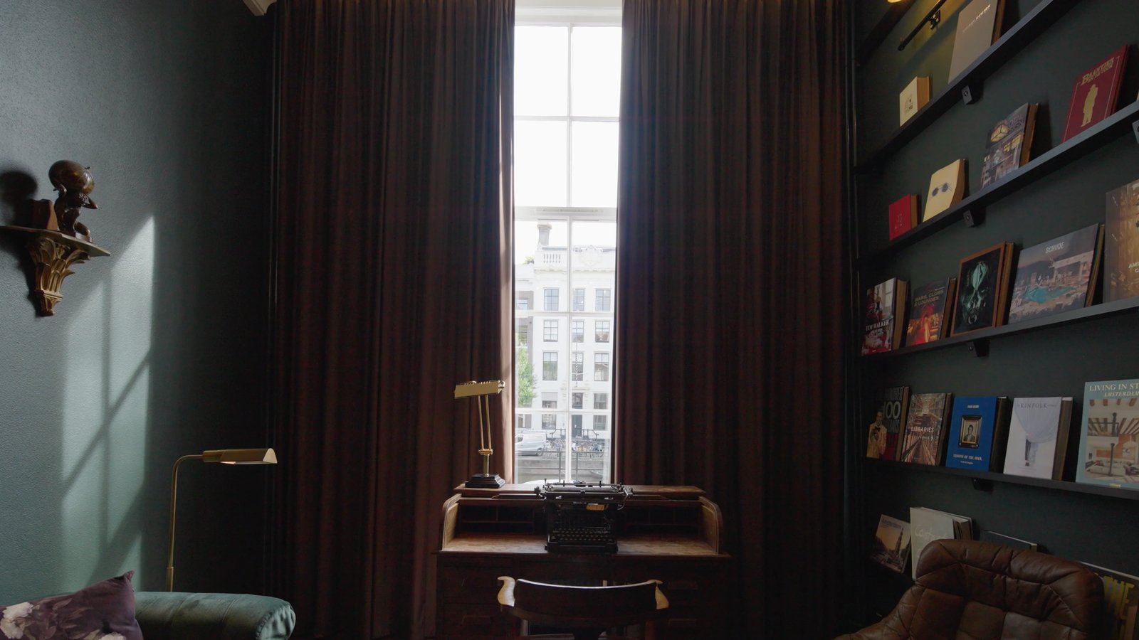 Pulitzer Amsterdam — backstory