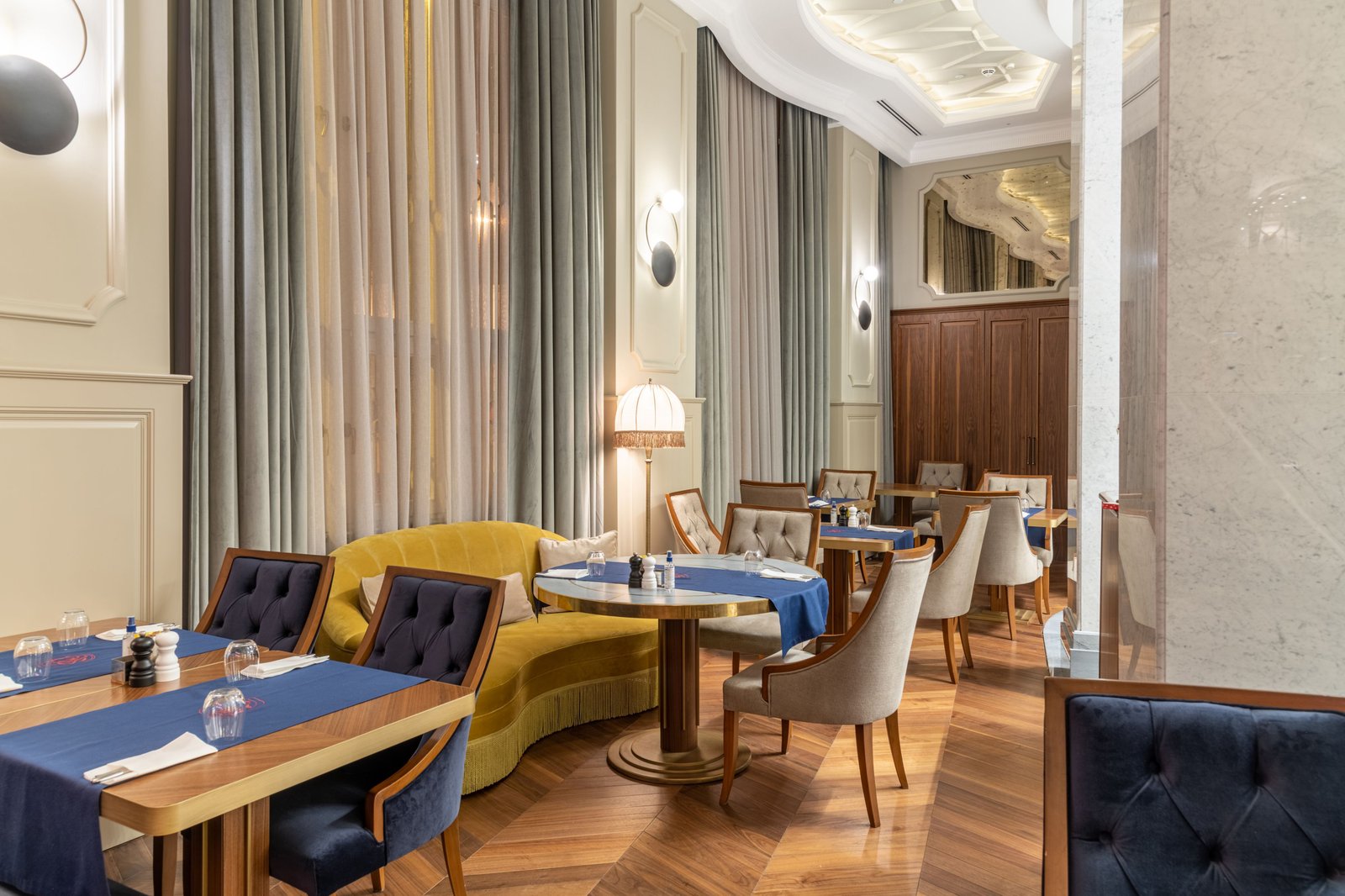 Orientbank Hotel Istanbul, Autograph Collection, at the table