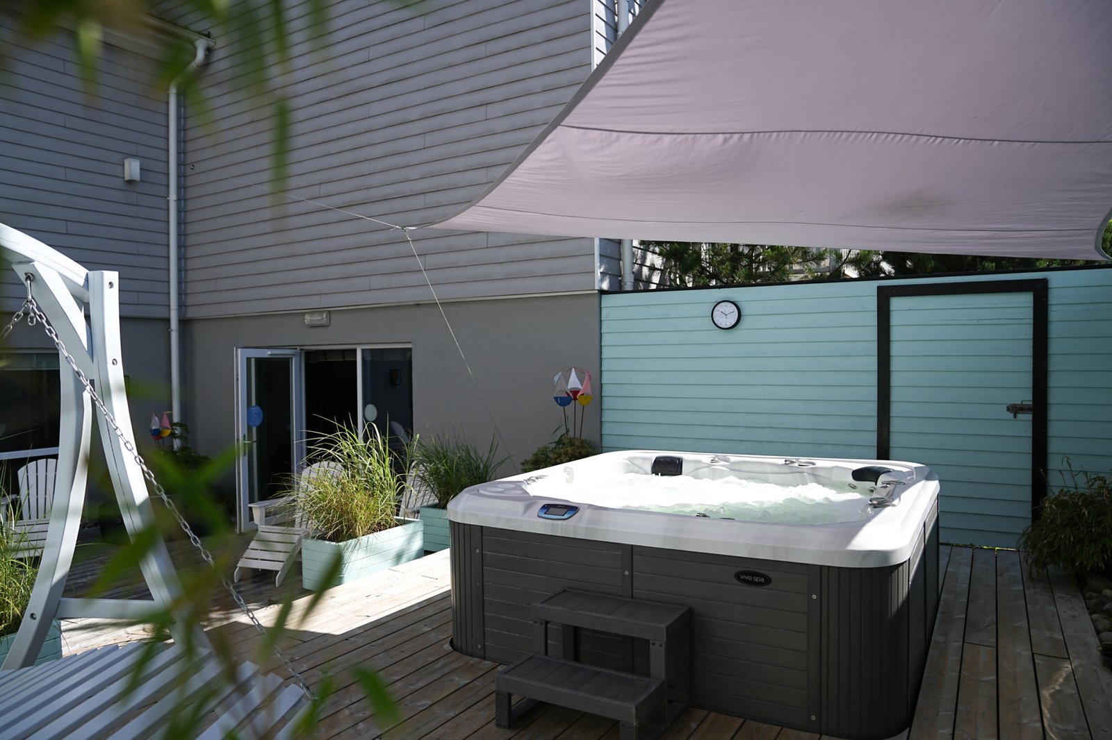 Beach Motel, the spa