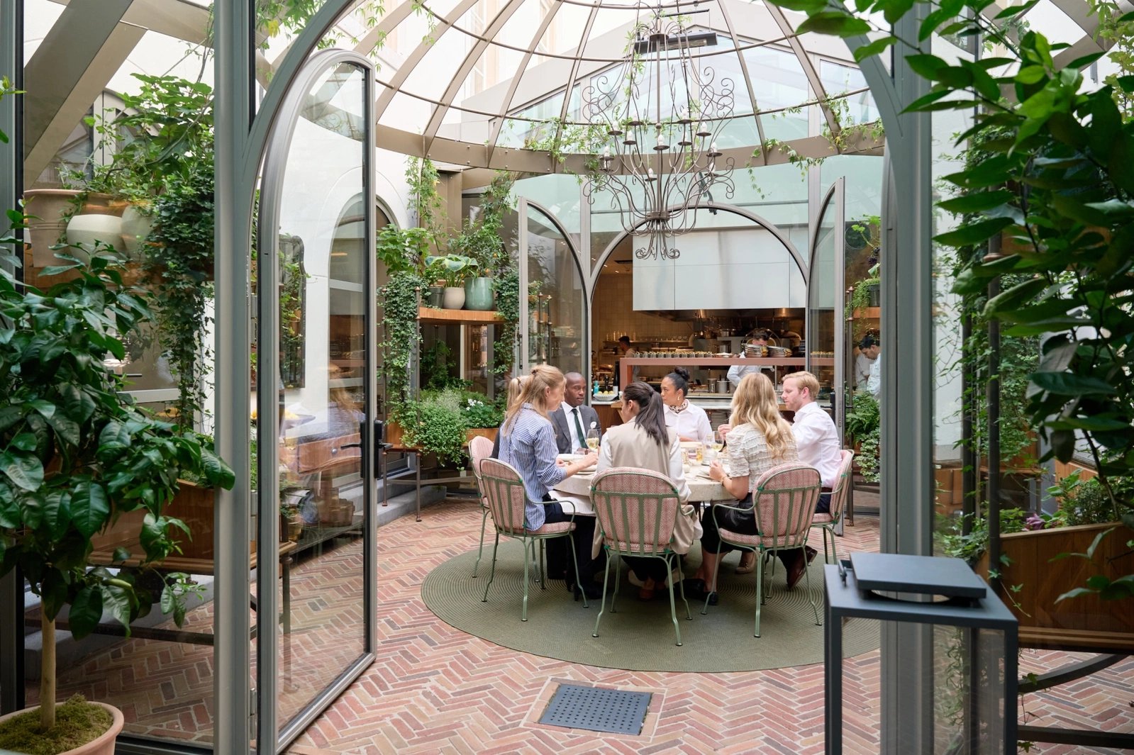 Rosewood Amsterdam, at the table