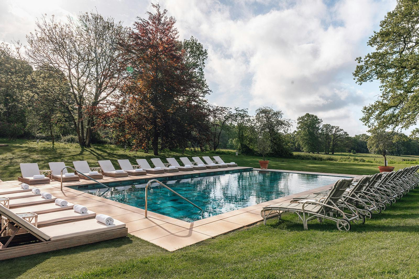 The Retreat Hotel, Elcot Park, the pool